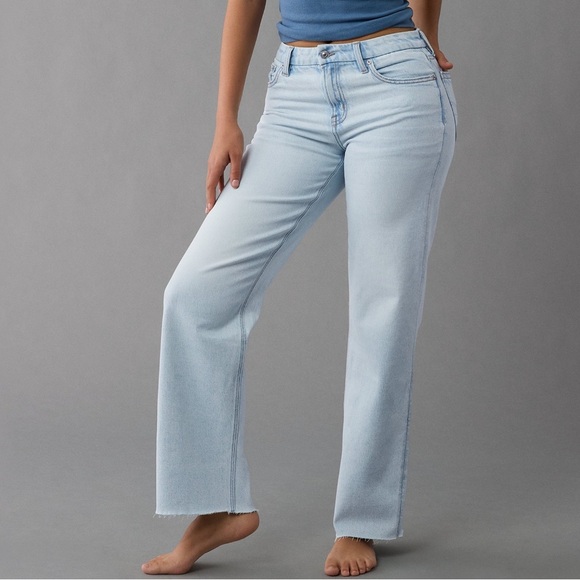 American Eagle Outfitters Denim - American Eagle Stretch Curvy High-Waisted Stovepipe Jean Wide Leg Light Wash 16